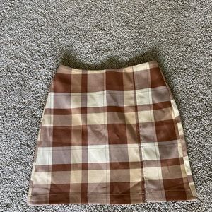 abound skirt size XXS but fits like a S